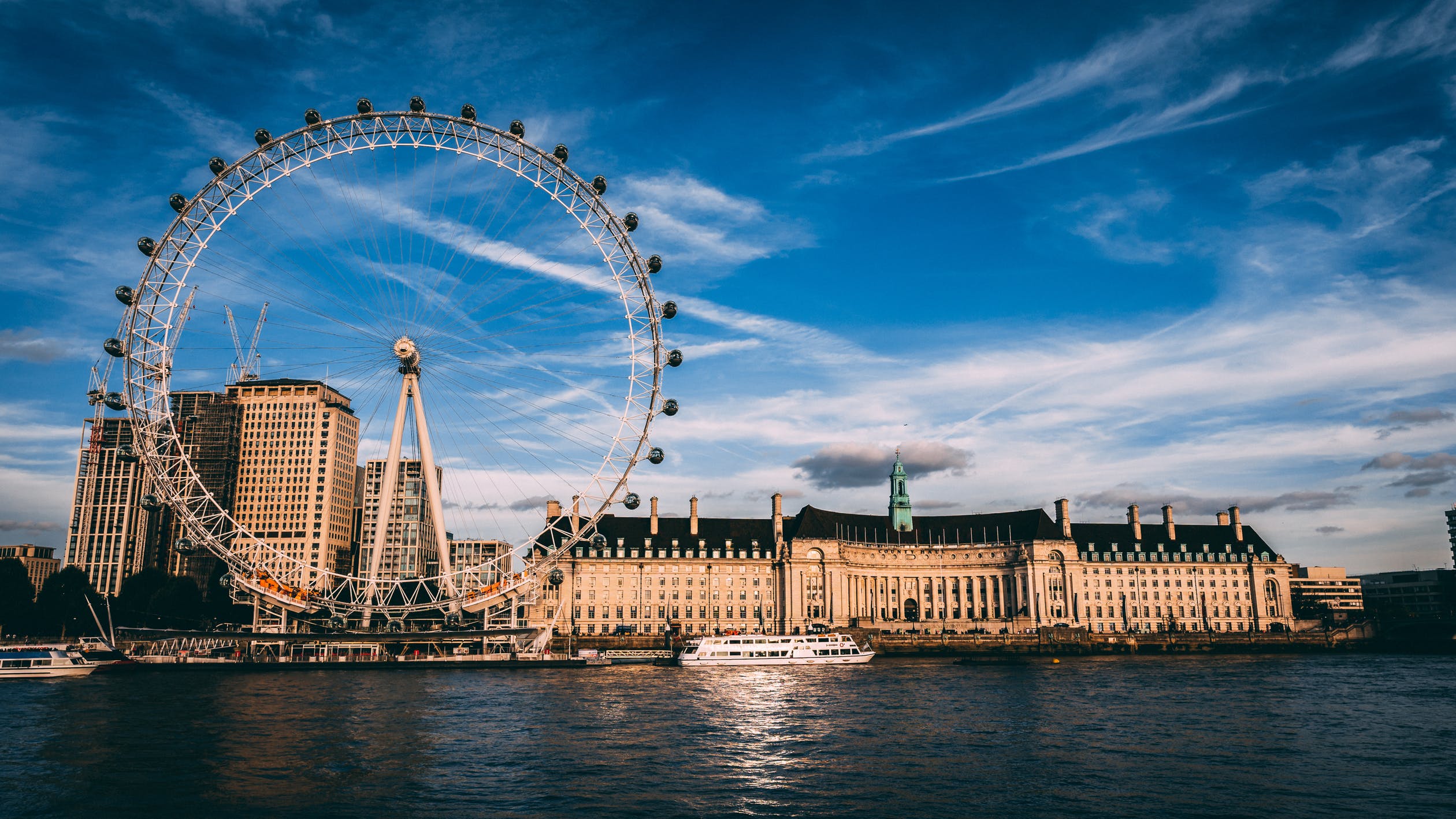 Out of London sightseeing tours